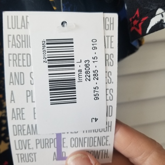 NEW! LuLaRoe Irma top size large - Picture 4 of 6
